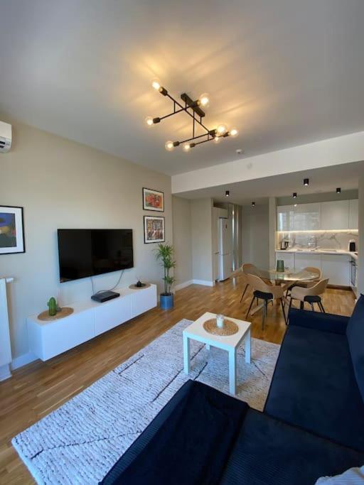 Diamond Of Skopje - Limak, New, Cozy, Modern Central Flat エクステリア 写真